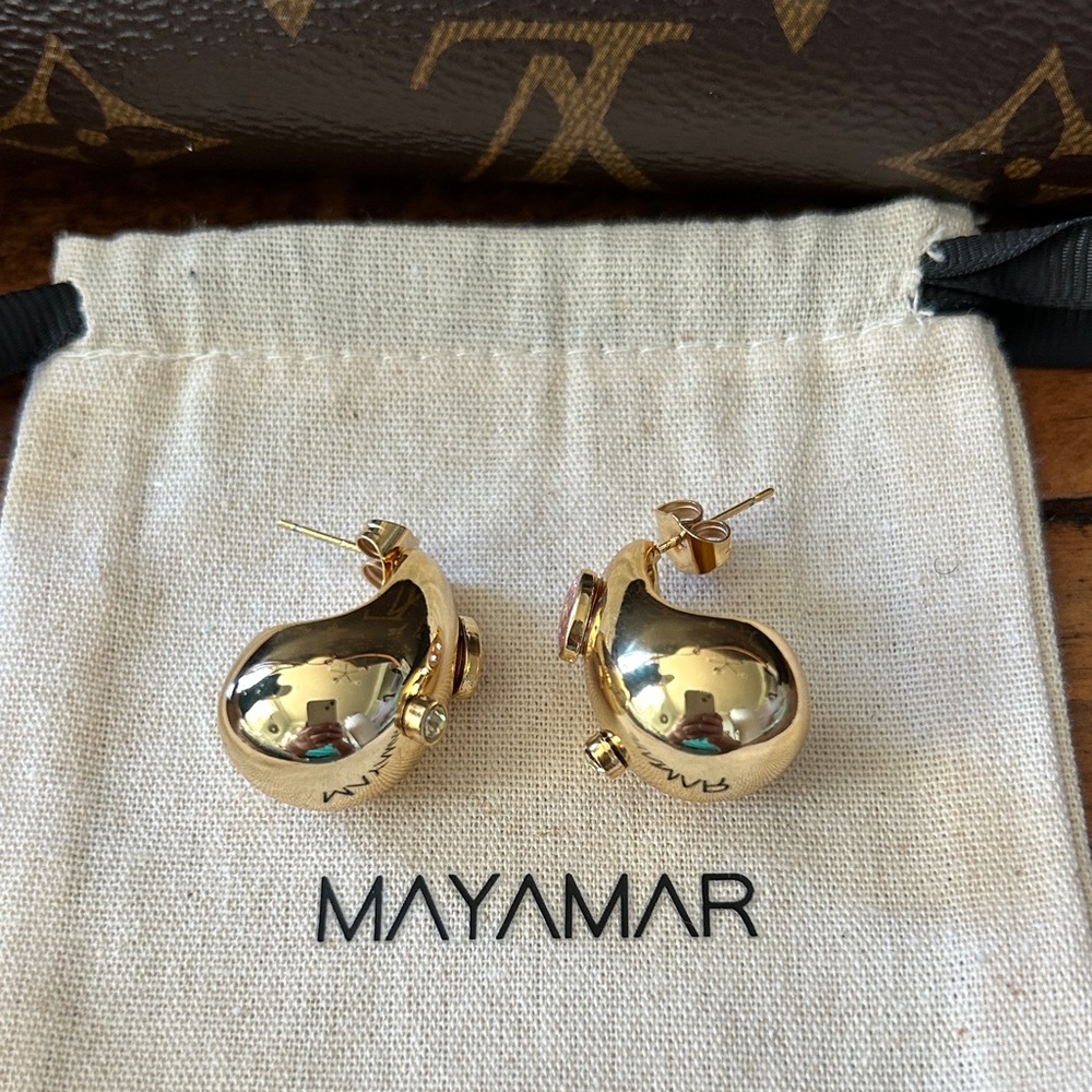 Mayamar Elegant Gold and‎ Pink Stone Earrings